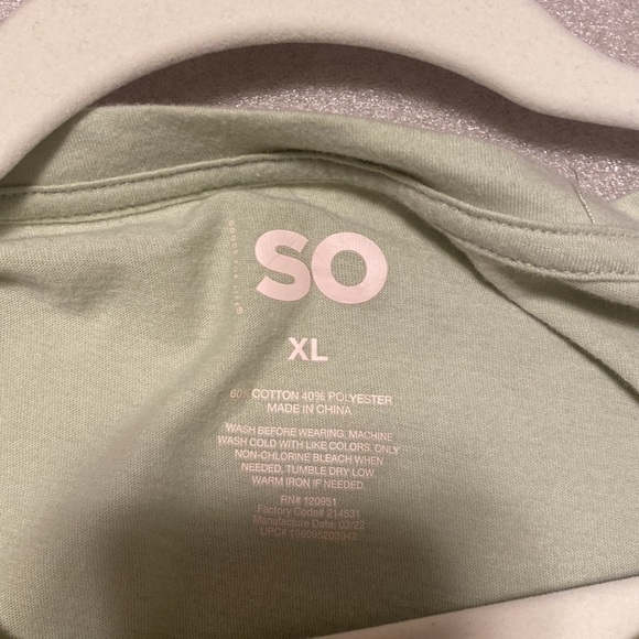 Crop top - Picture 4 of 4